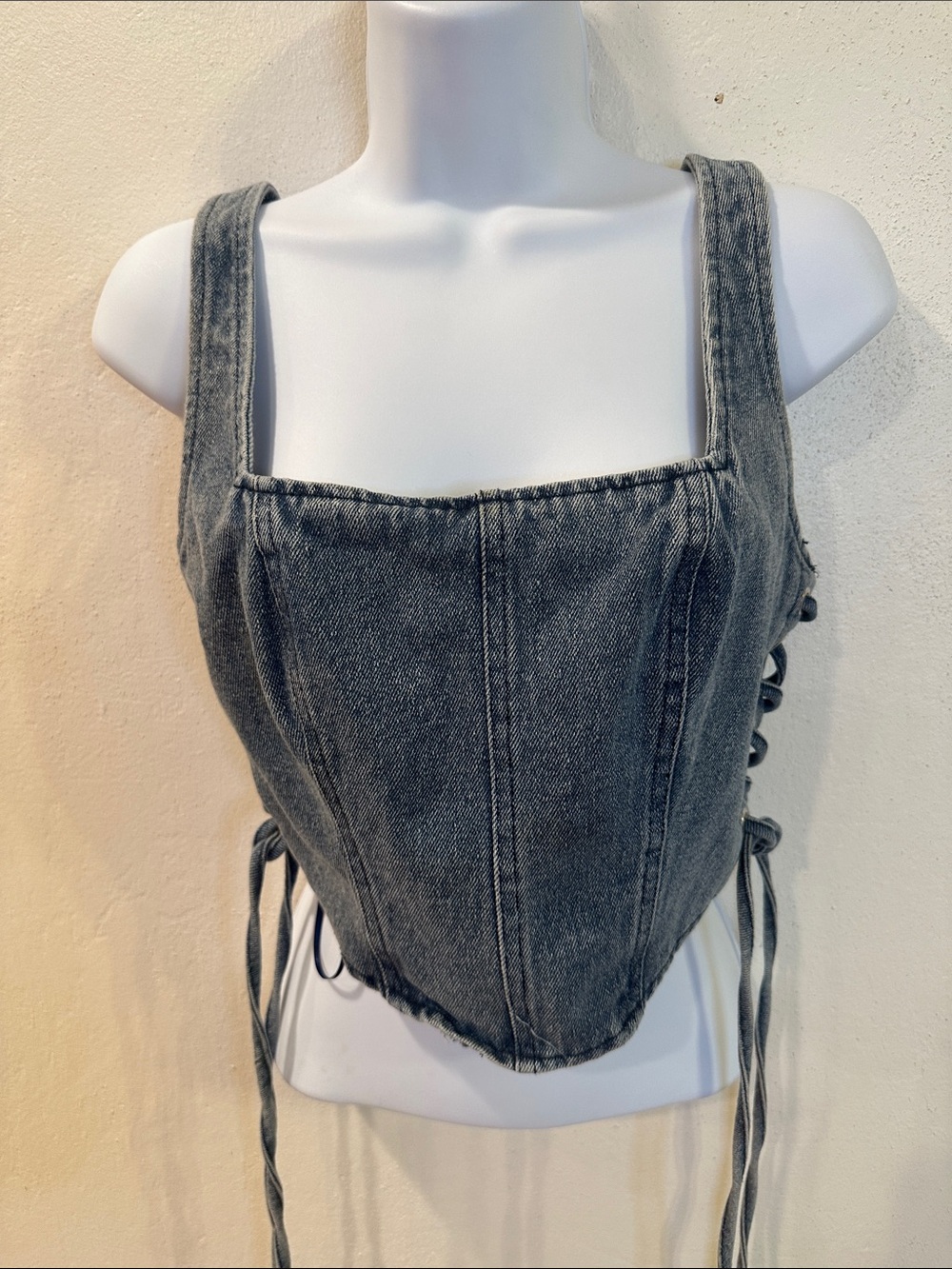 Altar’D State corset size M. 💯 cotton, cropped, laces on sides, denim blue